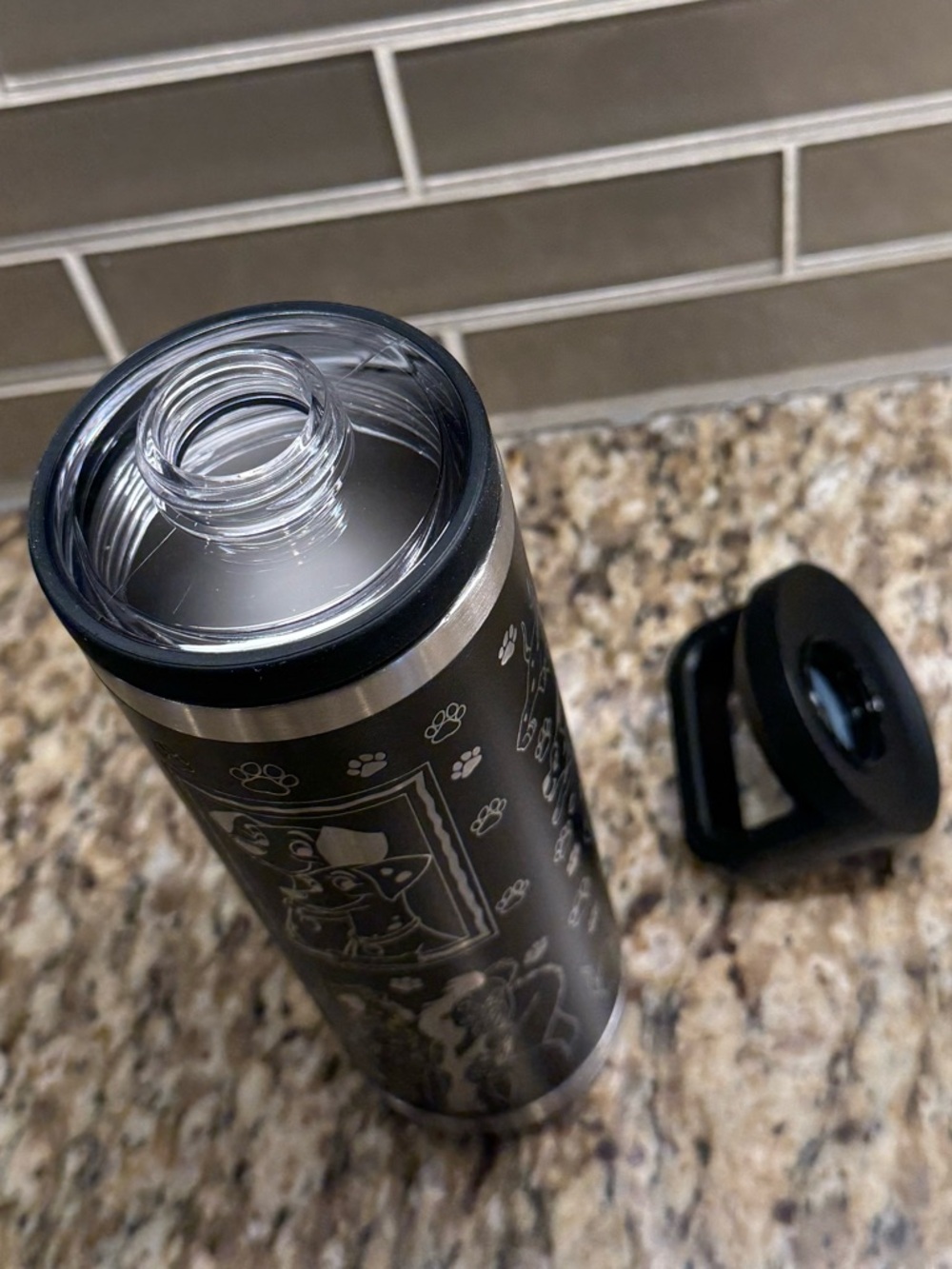 Disney 101 Dalmatians custom laser-engraved stainless steel bottle (24 oz) - Picture 6 of 8